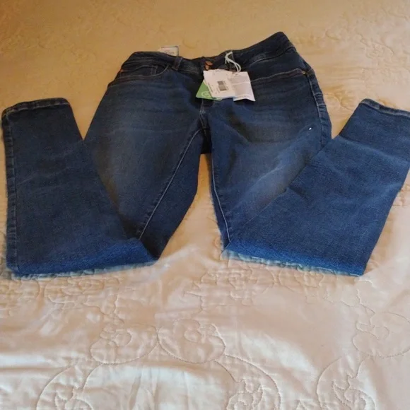 Guess Flex Shape Up Jeans